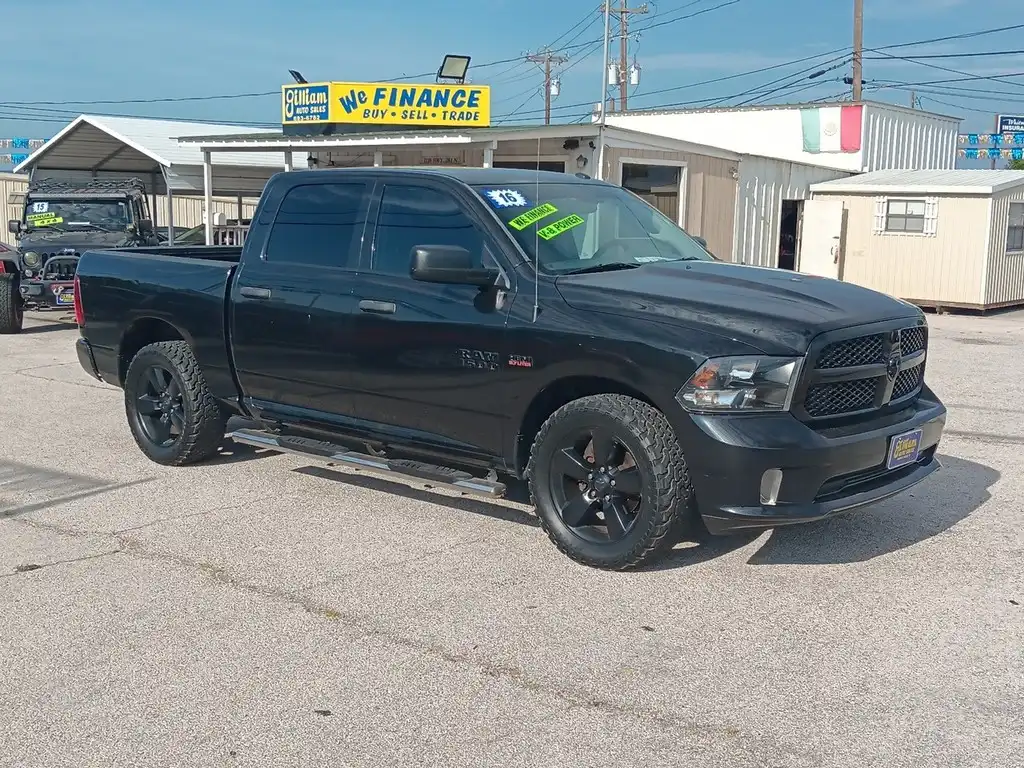 2016 RAM 1500 Express Crew Cab 5'7's photo
