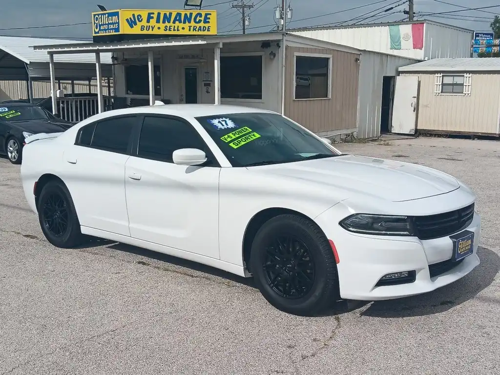 2017 Dodge Charger SXT's photo