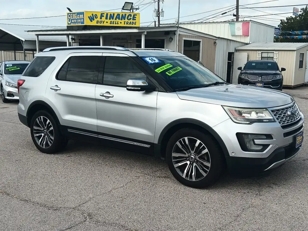 2016 Ford Explorer Platinum 4WD's photo