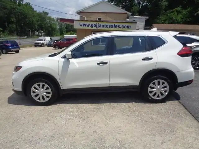 2017 Nissan Rogue S AWD's photo