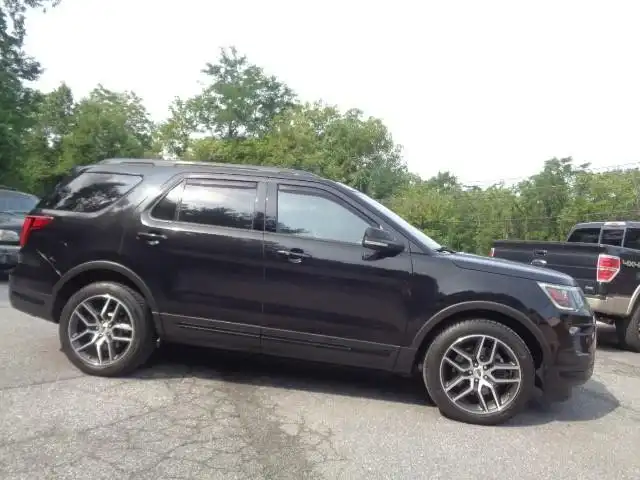 2019 Ford Explorer Sport 4WD's photo