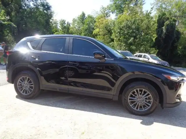 2019 Mazda CX-5 Sport AWD Auto's photo