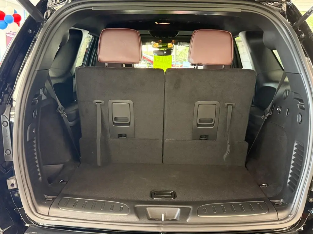 2026 Dodge Durango SRT Hellcat Jailbreak AWD photo 5