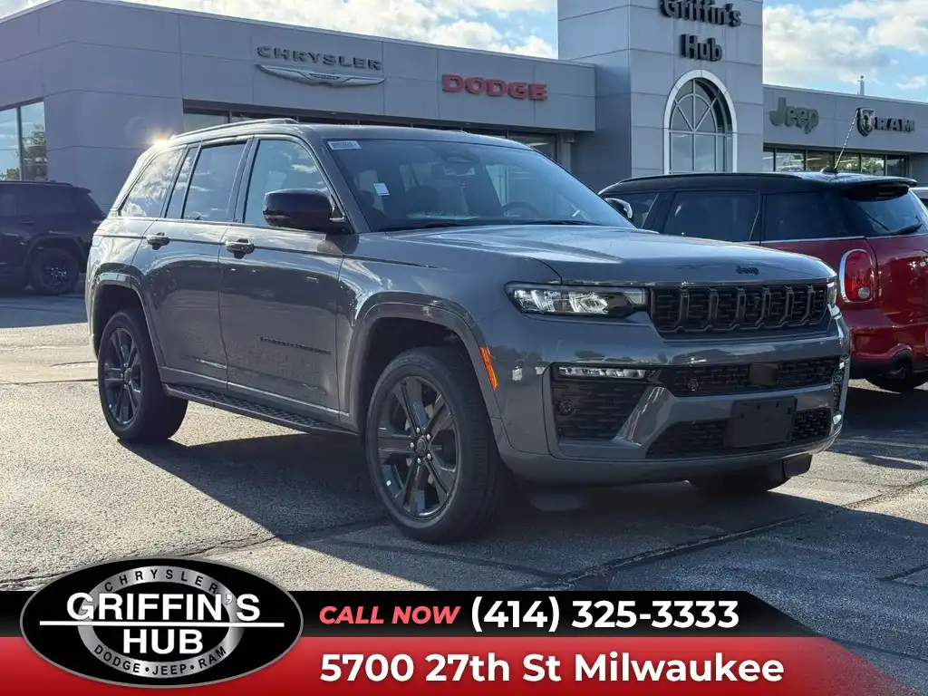 2027 Jeep Grand Cherokee Limited Reserve 4WD's photo