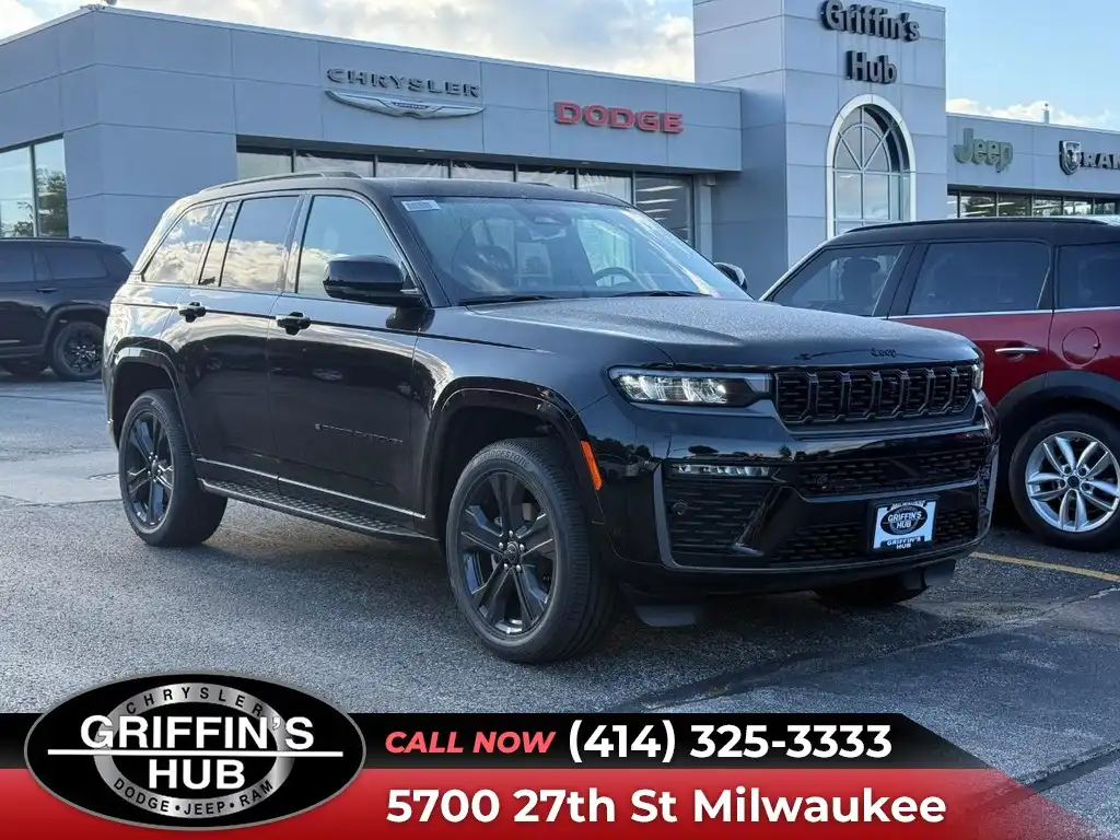 2027 Jeep Grand Cherokee Limited Reserve 4WD's photo