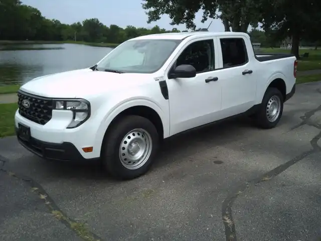 2026 Ford Maverick XL AWD's photo