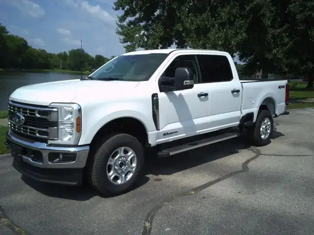 2026 Ford F-250 XLT 4x4 Crew Cab 6-3/4' Box's photo