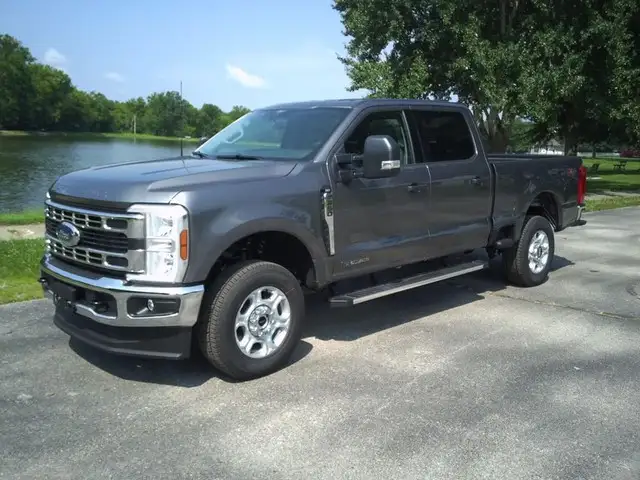 2026 Ford F-250 XLT 4x4 Crew Cab 6-3/4' Box's photo