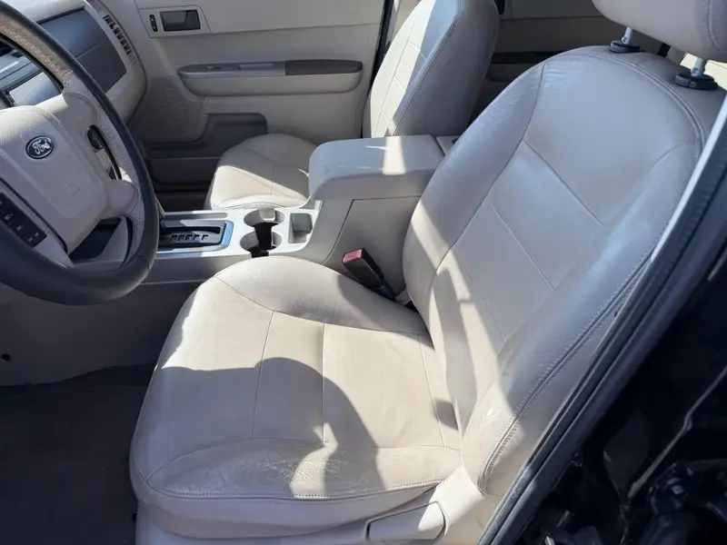 2008 Ford Escape XLT 3.0L photo 3
