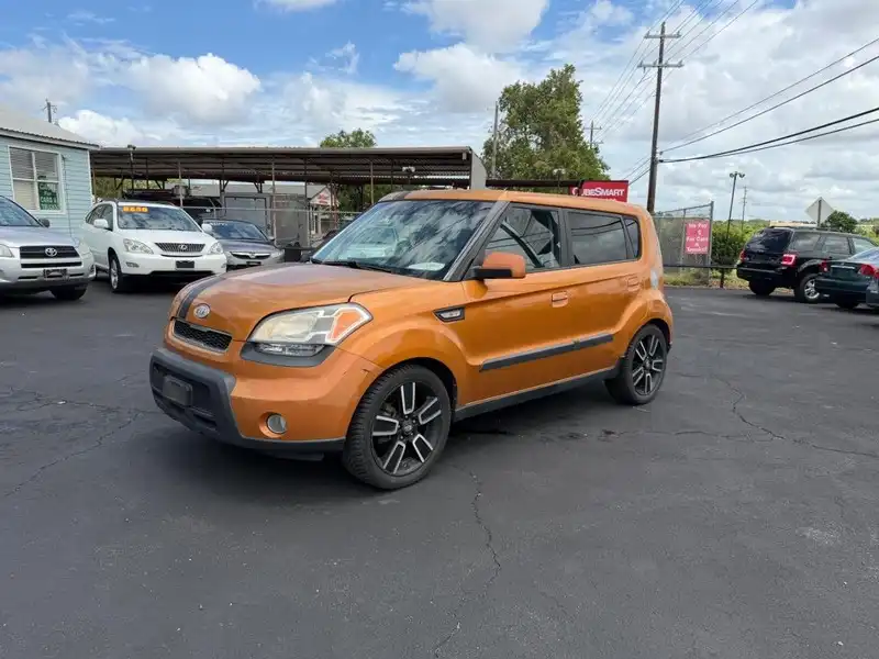 2010 Kia Soul ! 2.0L AT's photo