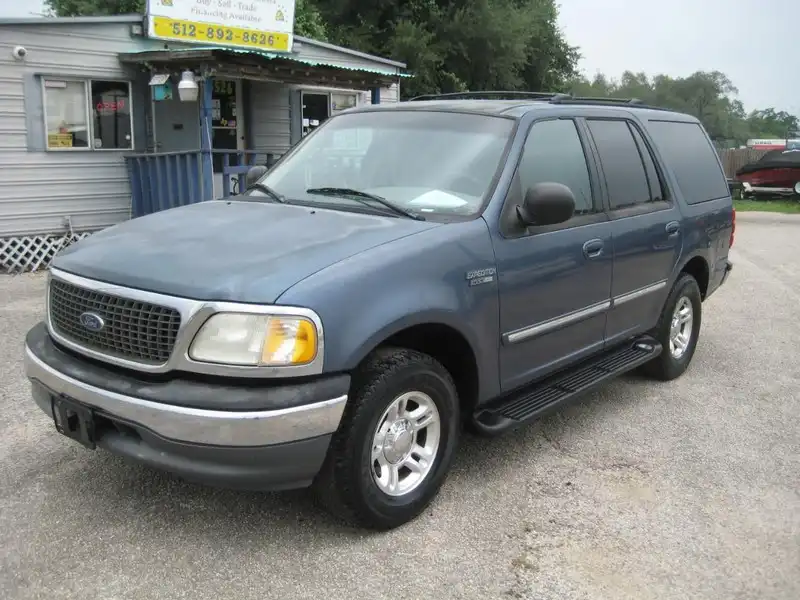 2001 Ford Expedition Base's photo