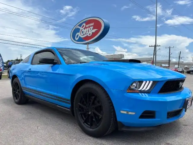 2012 Ford Mustang V6's photo