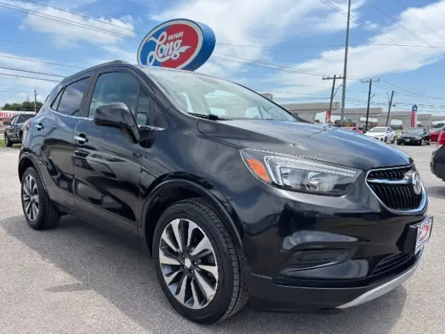 2021 Buick Encore Preferred's photo