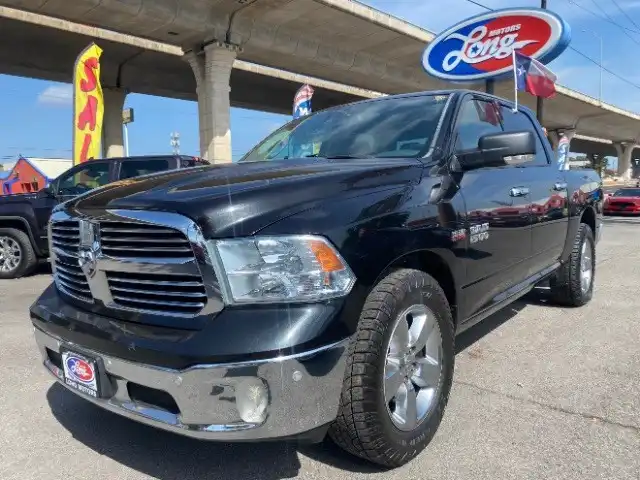 2016 RAM 1500 Lone Star Crew Cab 5'7's photo