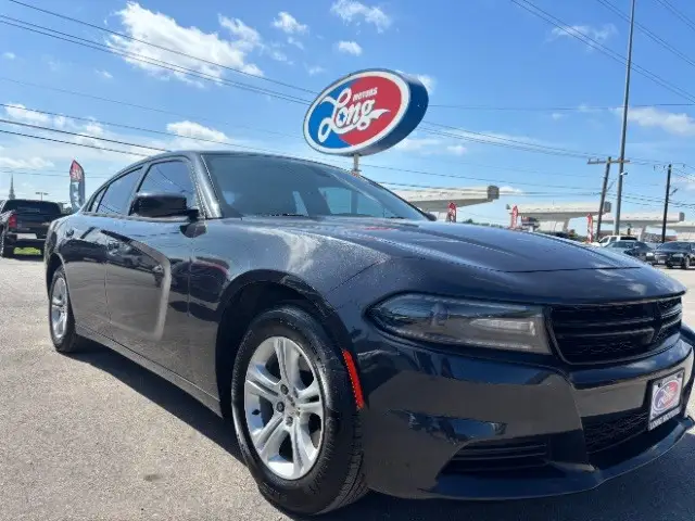 2018 Dodge Charger SXT photo 1