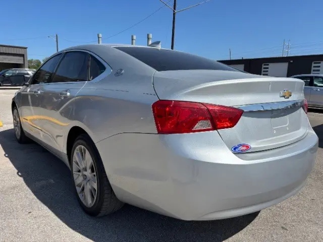 2017 Chevrolet Impala 1FL (Fleet) photo 4