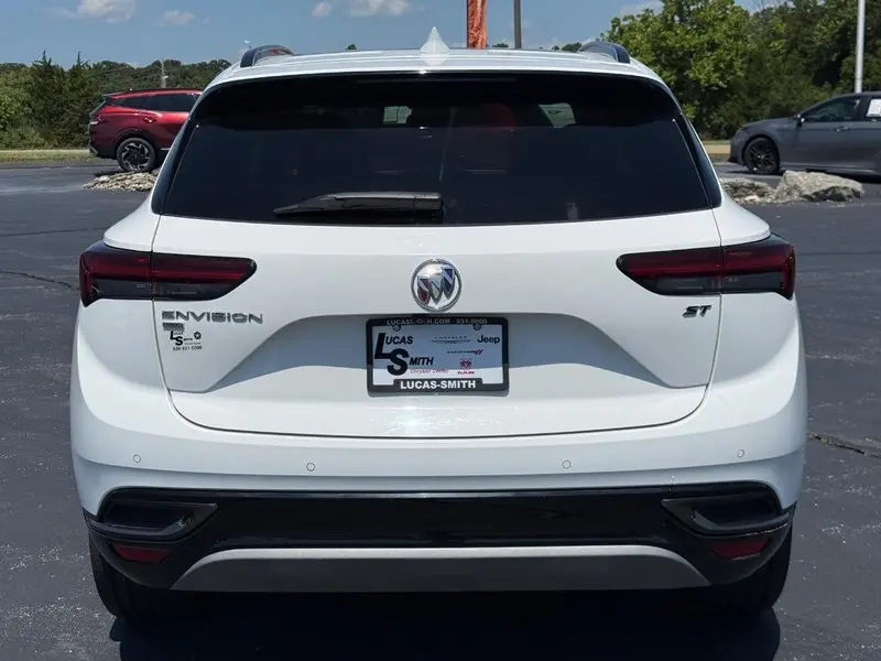 2021 Buick Envision Essence AWD photo 5