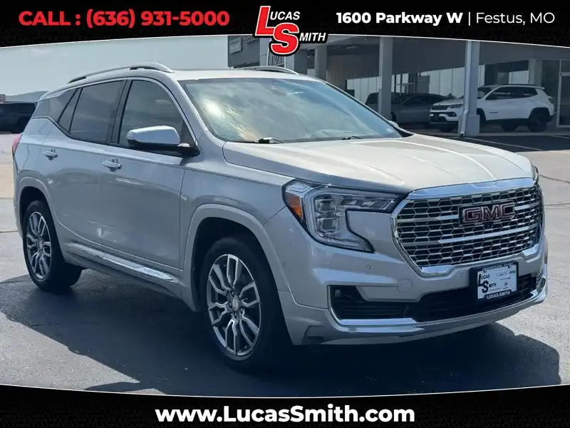 2022 GMC Terrain Denali AWD's photo