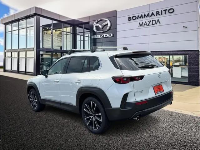 2026 Mazda CX-50 2.5 S Premium photo 3
