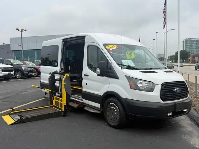 2019 Ford Transit 350 XL Med Roof Sliding Pass. 148's photo