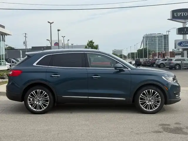 2016 Lincoln MKX Reserve AWD's photo