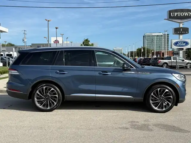 2020 Lincoln Aviator Reserve AWD's photo