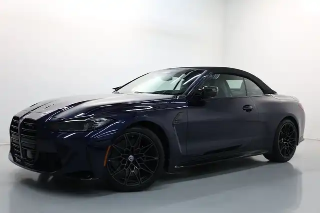 2023 BMW M4 Competition xDrive Convertible's photo