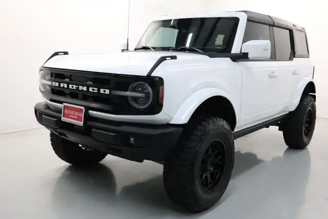 2021 Ford Bronco Outer Banks 4x4's photo