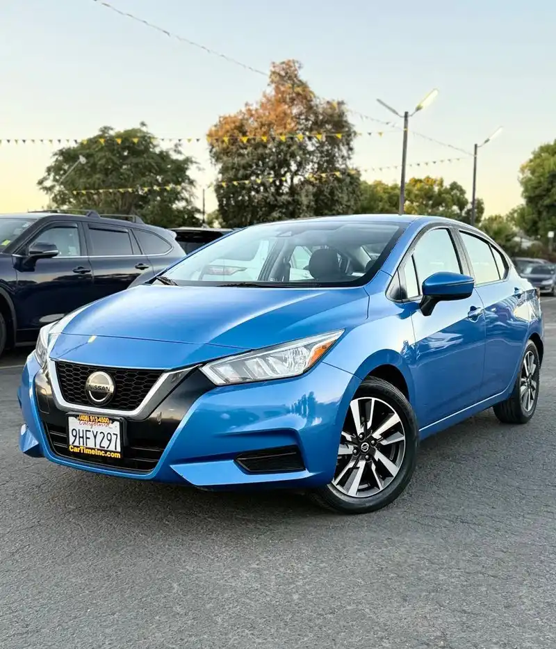 2020 Nissan Versa 1.6 SV CVT's photo