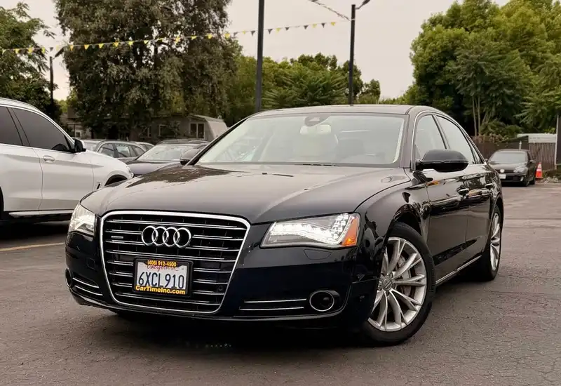 2012 Audi A8 4.2 quattro Tiptronic L's photo
