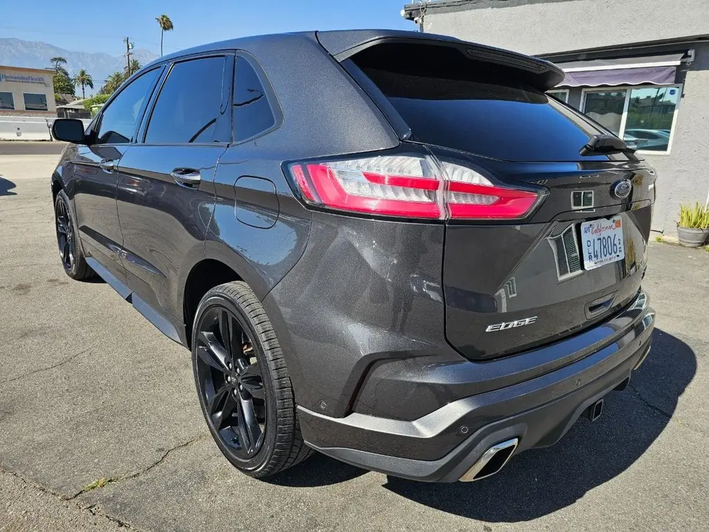 2019 Ford Edge ST AWD photo 4