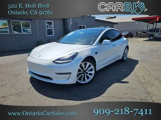 2020 Tesla Model 3 Standard Range Plus's photo