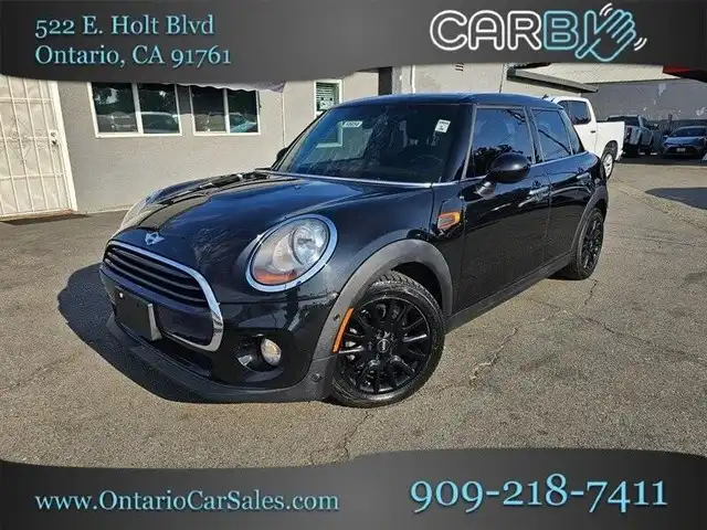 2018 MINI Cooper 4 Door's photo