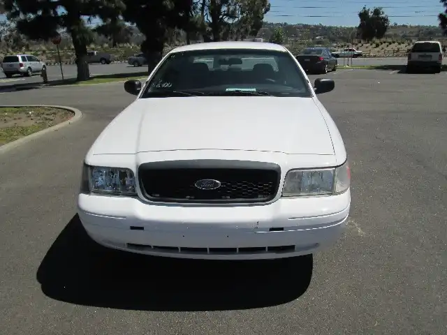 2004 Ford Crown Victoria CNG's photo