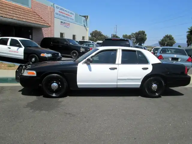 2011 Ford Crown Victoria Police (Fleet)'s photo