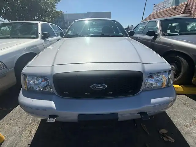2011 Ford Crown Victoria Police (Fleet)'s photo