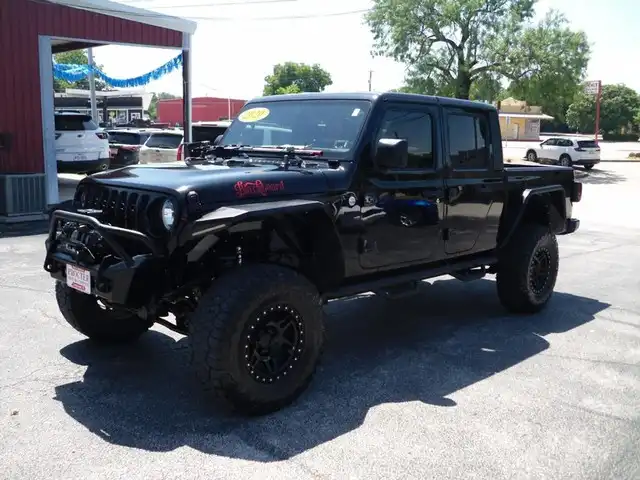 2020 Jeep Gladiator Sport S's photo