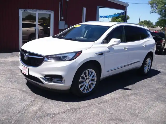 2020 Buick Enclave Essence's photo