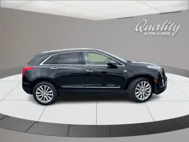 2018 Cadillac XT5 AWD Platinum's photo