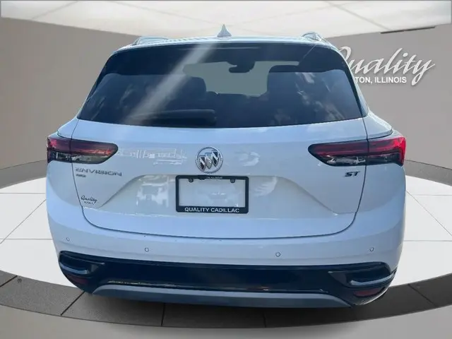 2023 Buick Envision Essence AWD photo 4