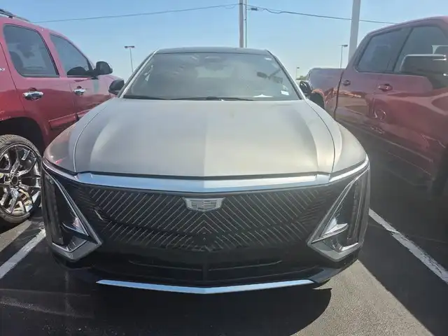 2025 Cadillac Lyriq Luxury 3 AWD's photo