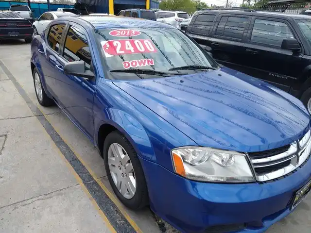 2013 Dodge Avenger SE's photo