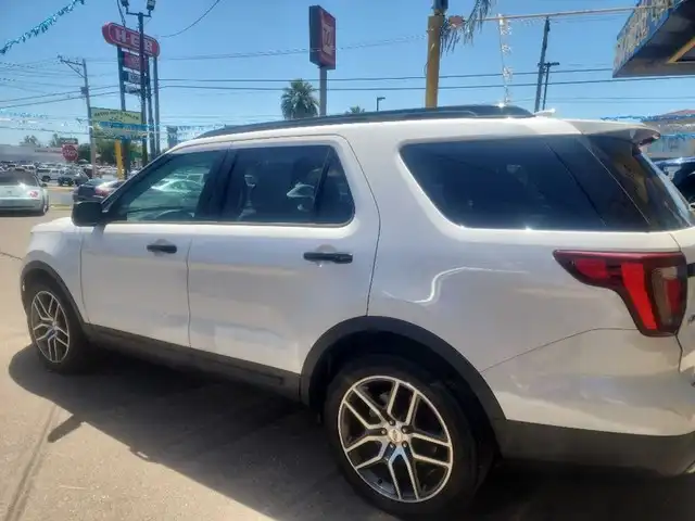 2017 Ford Explorer Sport 4WD's photo