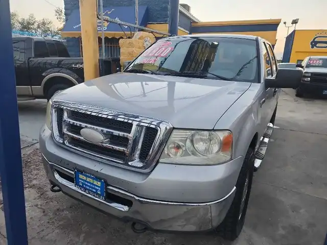 2007 Ford F-150 XLT 4WD SuperCrew 139 in's photo