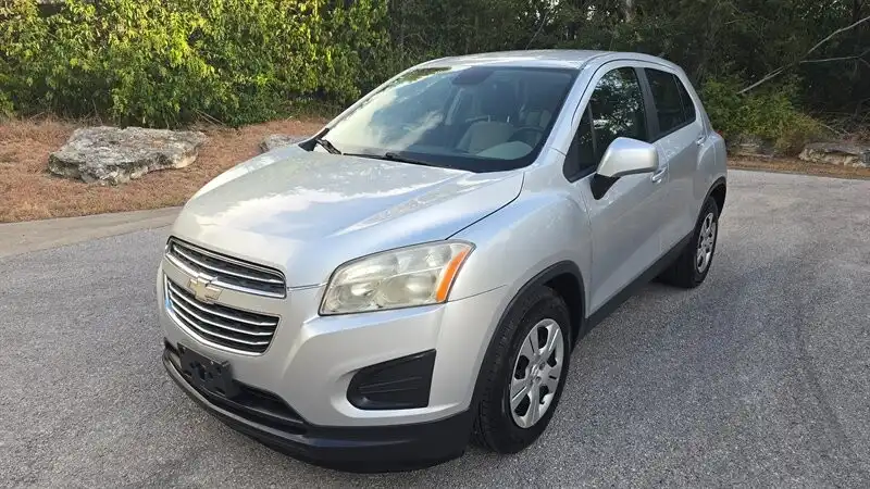2015 Chevrolet Trax LS's photo