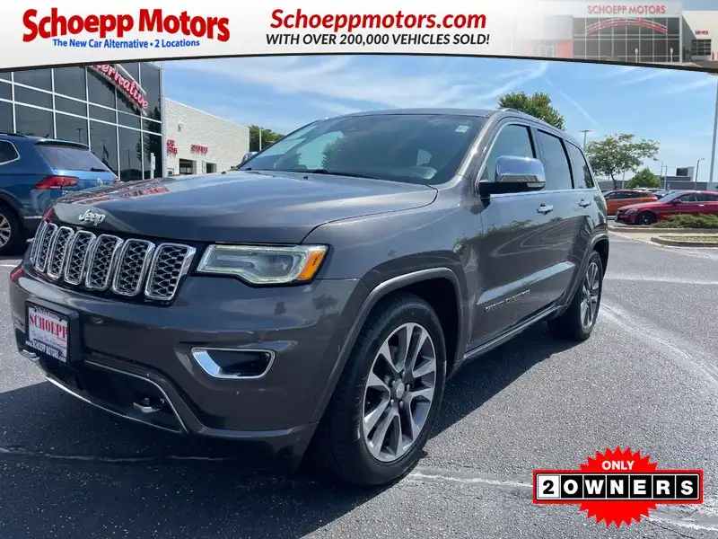 2017 Jeep Grand Cherokee Overland 4WD's photo