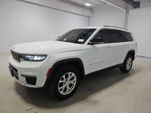 2023 Jeep Grand Cherokee L Limited 4WD's photo