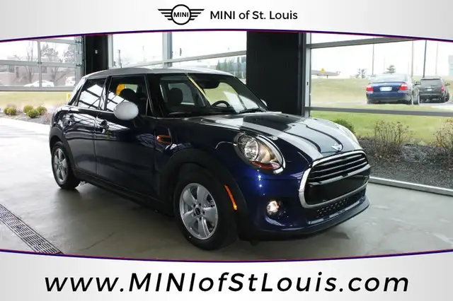 2017 MINI Cooper 4 Door's photo