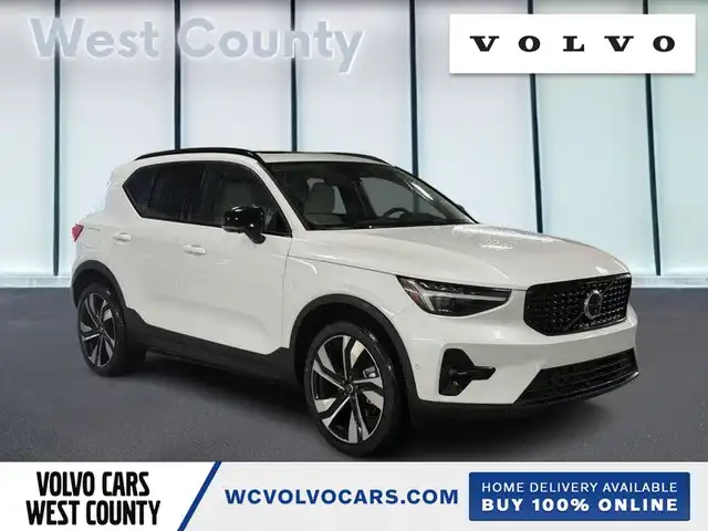 2026 Volvo XC40 B5 Ultra Dark AWD's photo