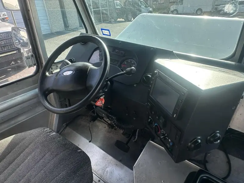 2013 Ford E-Series undefined photo 5